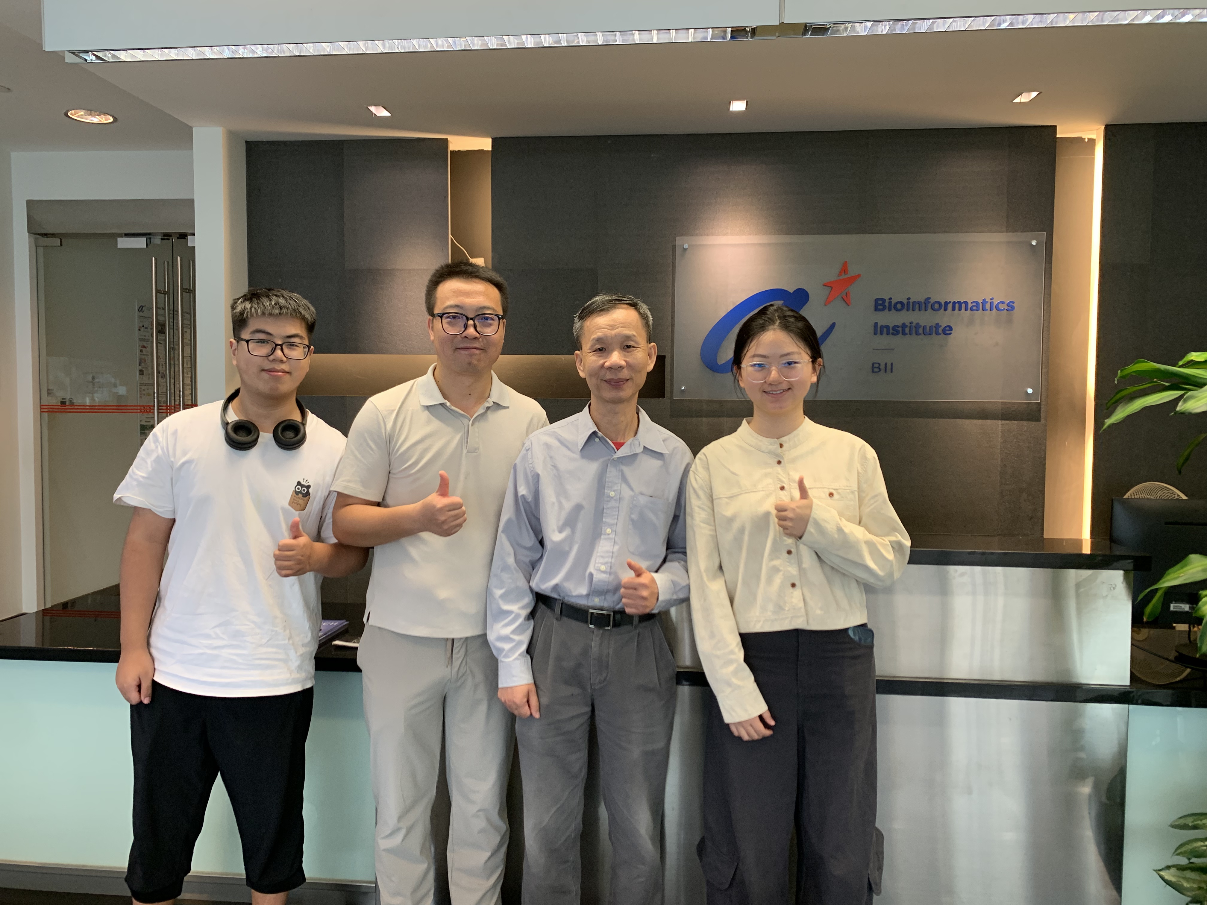 Group photo at the Bioinformatics Institute (BII)